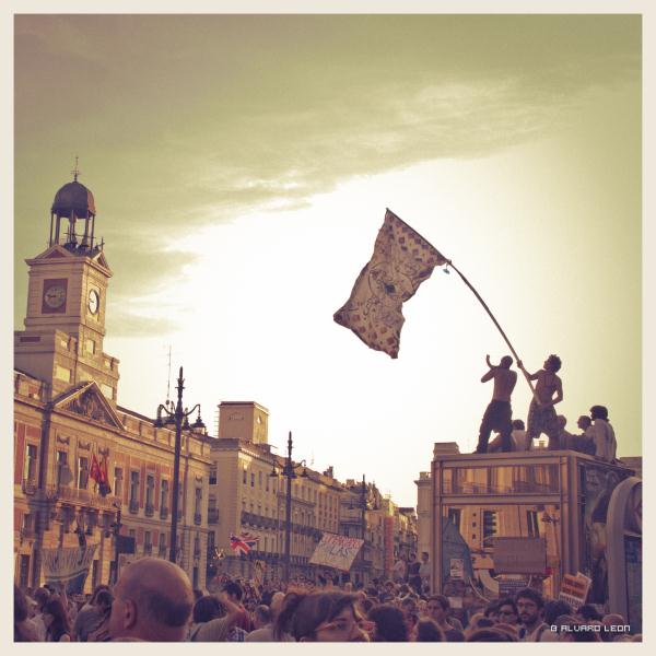Bandera en Sol